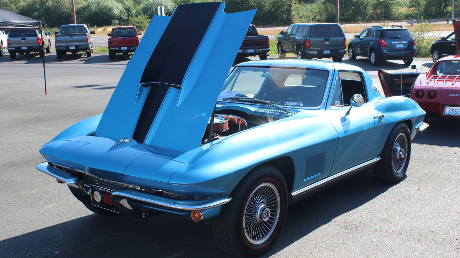 Click to Enlarge-Esc to Close Corvette Generations/C2/C2 1966 Blue.jpg